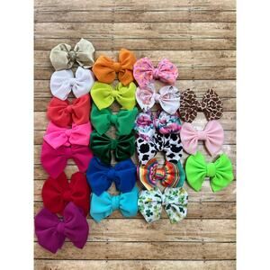 Little Lopers Bundle of 22 Big Bow Clips 5.5" x 4.5"